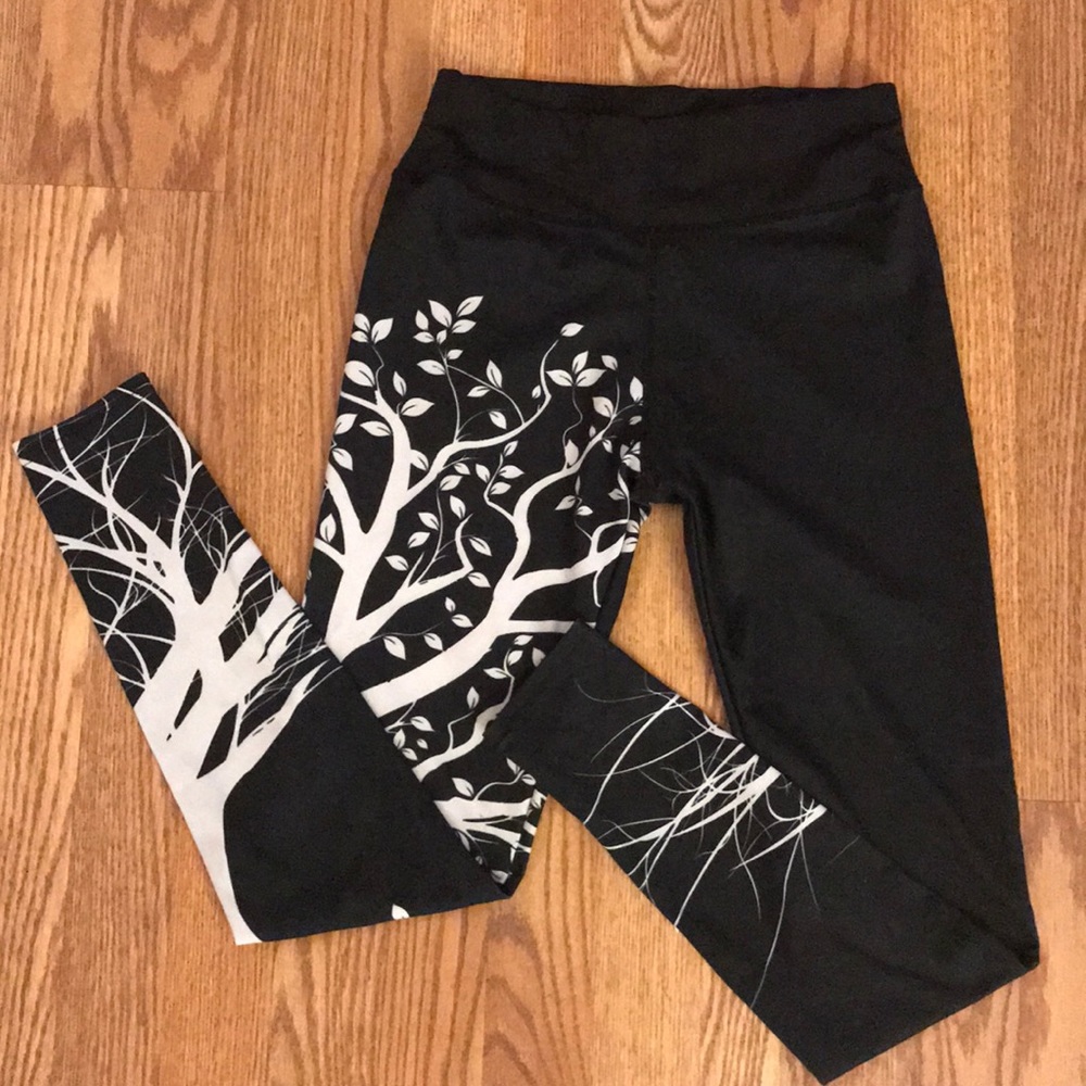 Cute black leggings